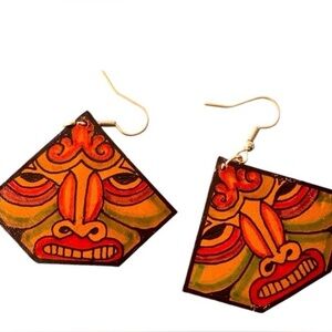 RARE FIND VINTAGE Handcrafted Leather Totem Earrings